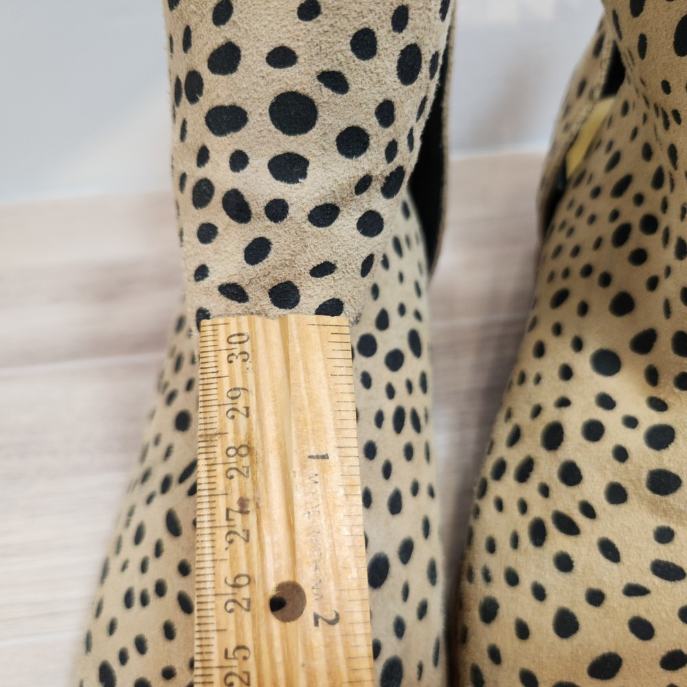 Dolce Vita Kaidie Suede Spotted Ankle Booties Size 9.5 - Picture 9 of 9